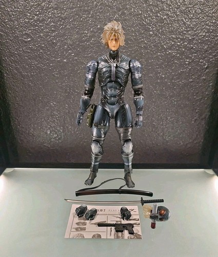 Play arts modellino kai raiden - kai,