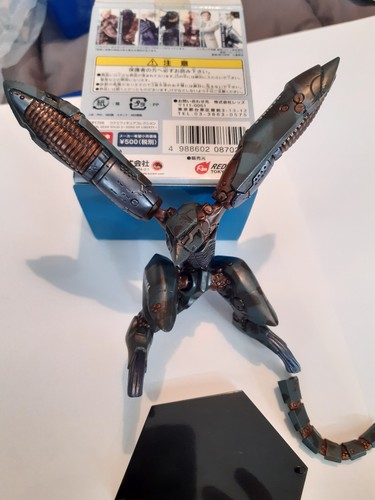 Metal gear ray - ray, metallic